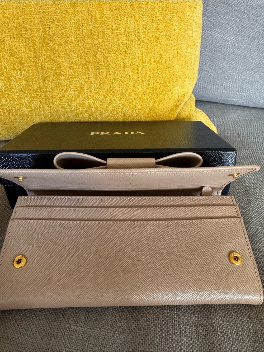 Prada Saffiano Fiocco Bow Continental Wallet Cammeo - Picture 7 of 14